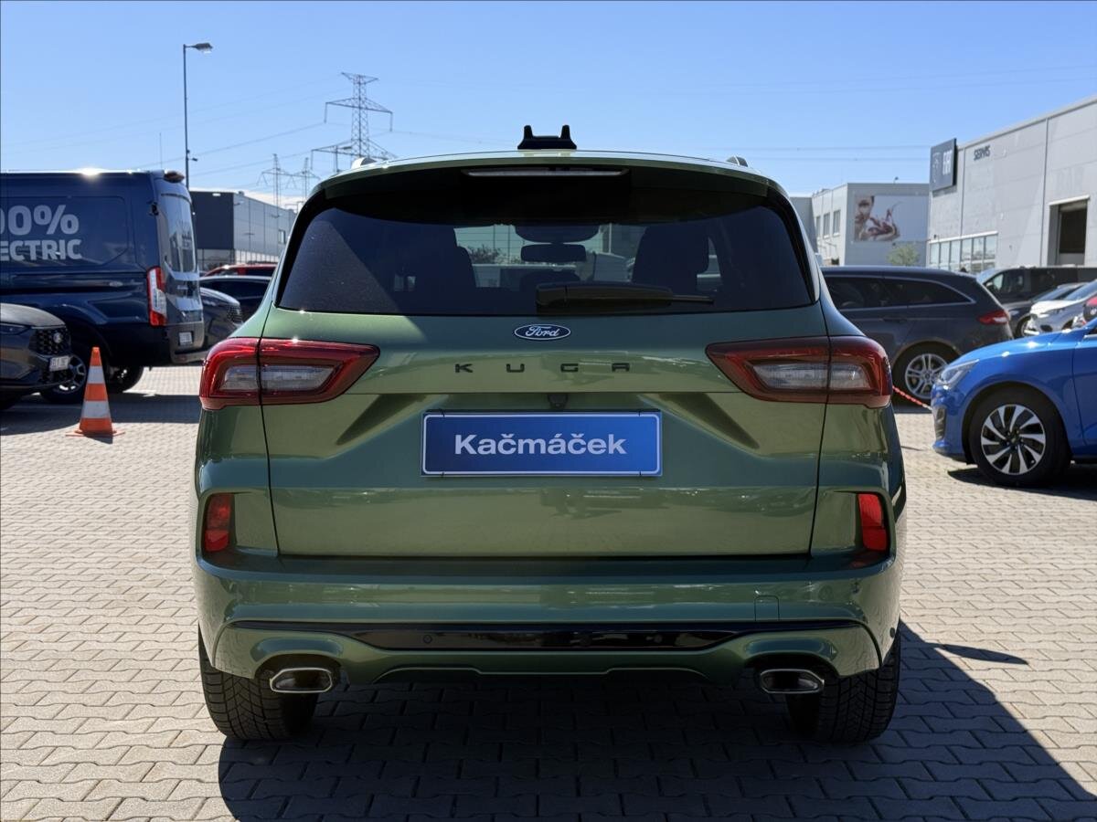 Ford Kuga SUV / Terénní 1,5 l 137 kw