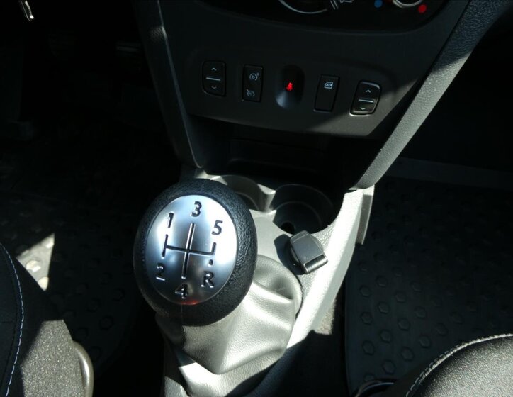 Dacia Logan Kombi 999,0 54 kw