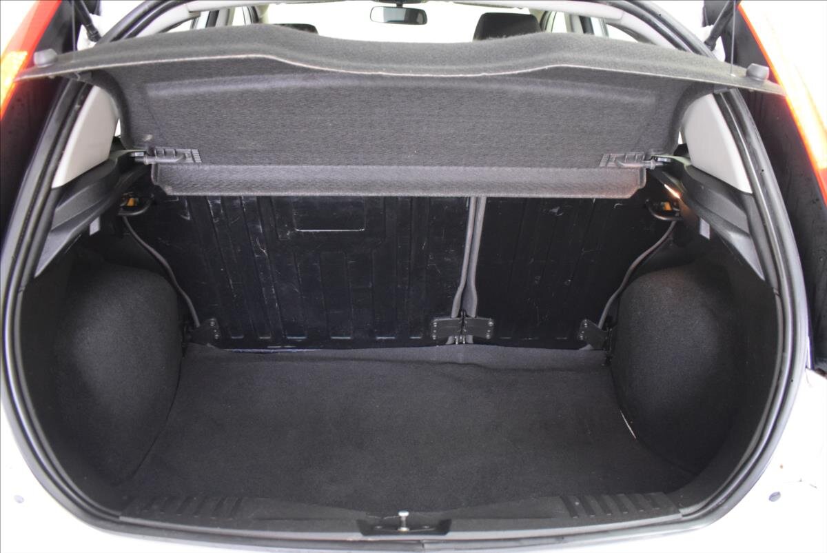 Ford Fiesta Hatchback 1,3 l 44 kw