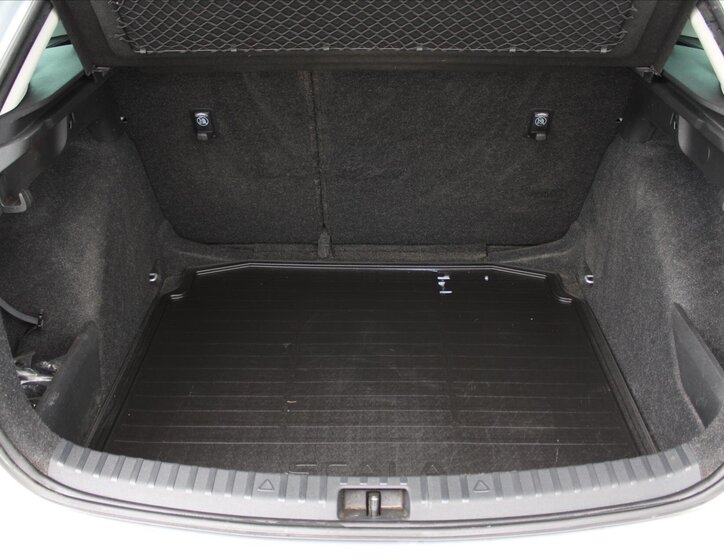 Škoda Scala Hatchback 1,6 l 85 kw