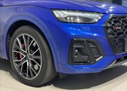 Audi SQ5 4