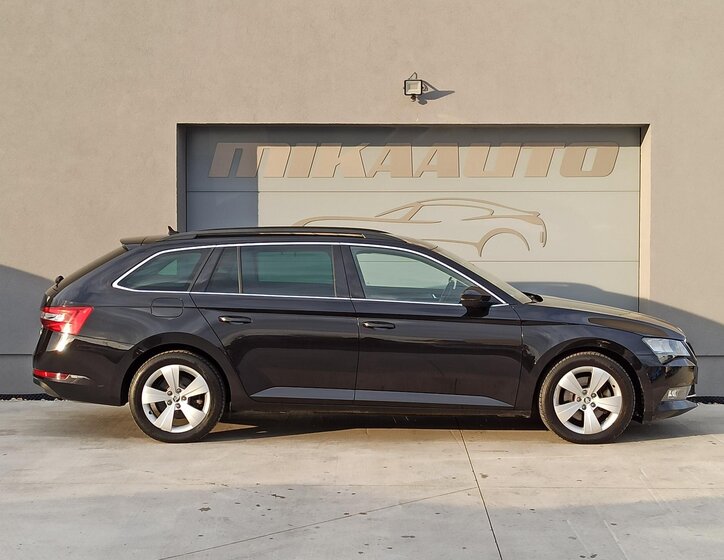 Škoda Superb 4