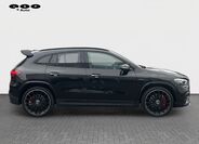 Mercedes-Benz GLA 6