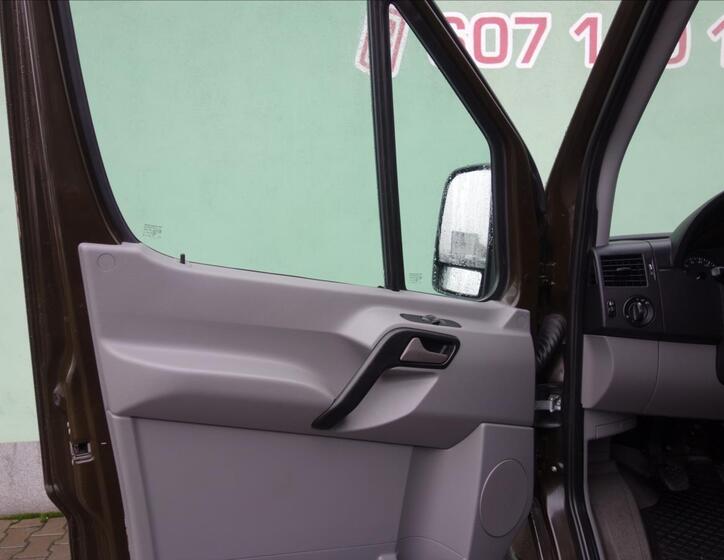 Mercedes-Benz Sprinter 7