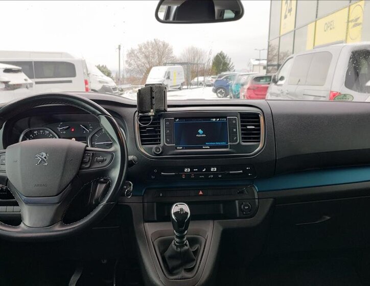 Peugeot Traveller 2