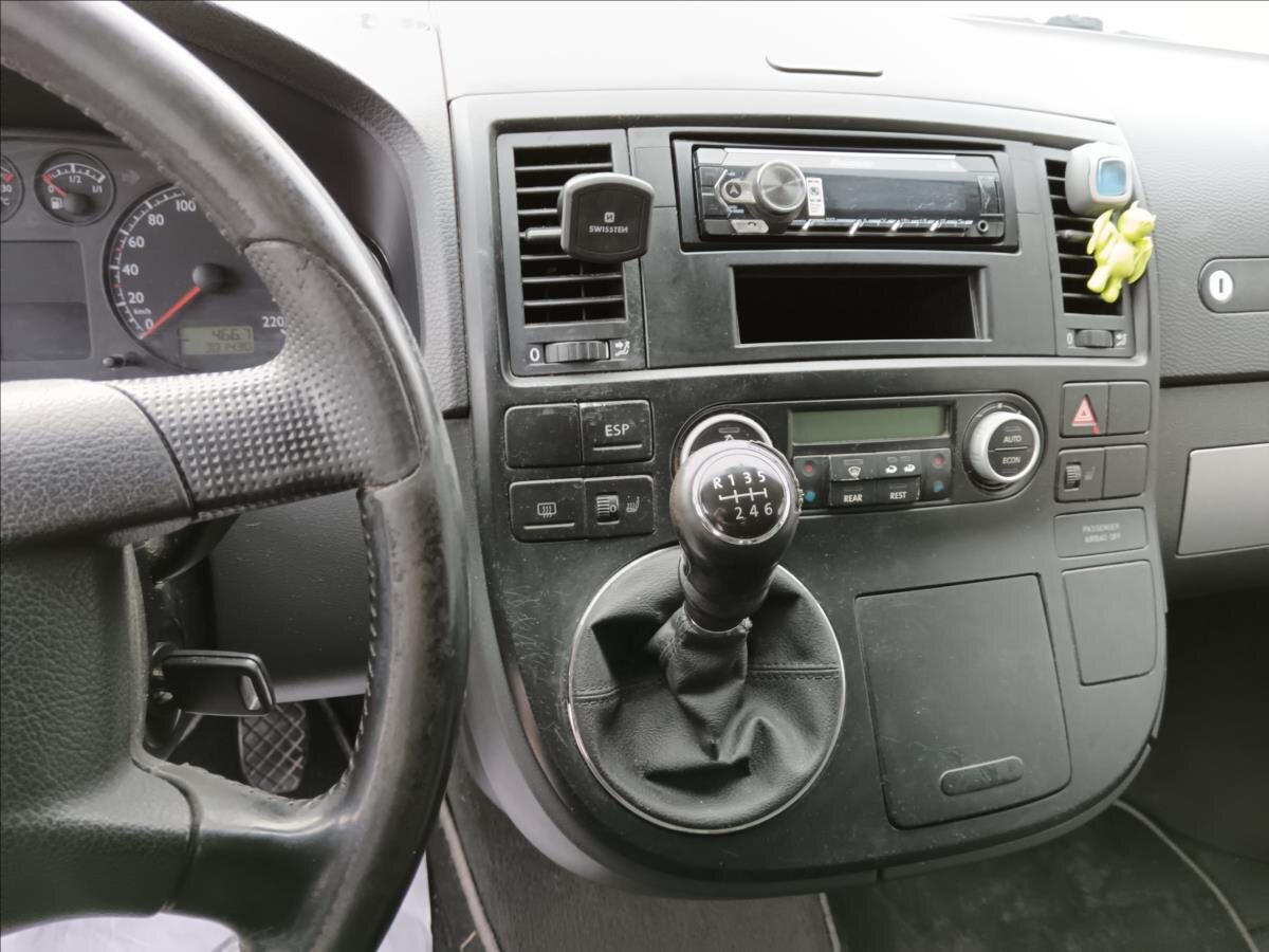 Volkswagen Multivan MPV 2,5 l 128 kw