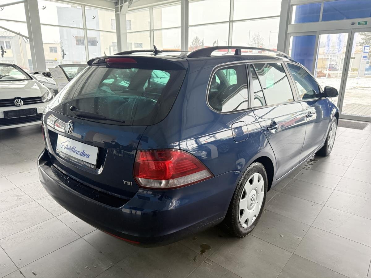 Volkswagen Golf Kombi 1,2 l 77 kw