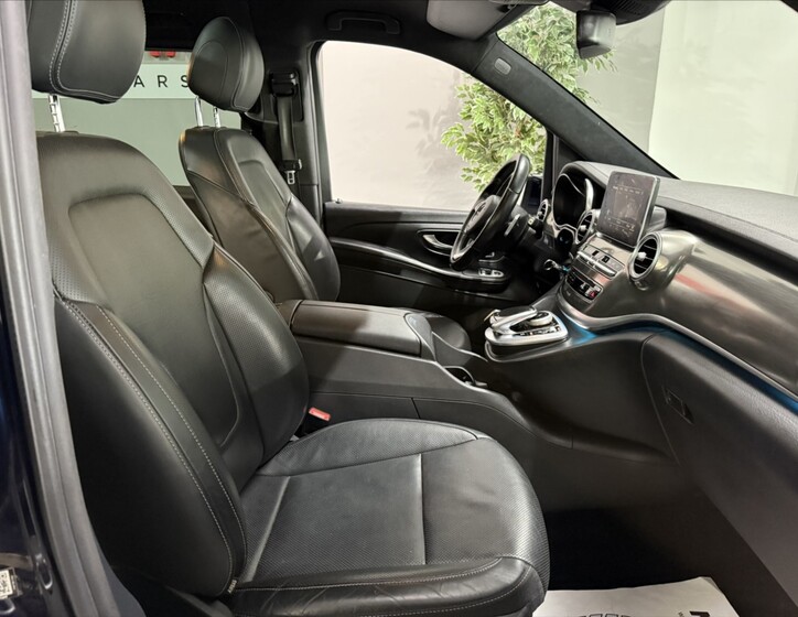 Mercedes-Benz Třídy V 26