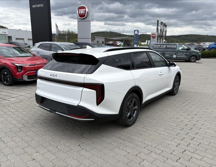 KIA Ostatní Kombi 1,6 l 110 kw