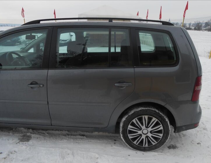 Volkswagen Touran MPV 2,0 l 103 kw