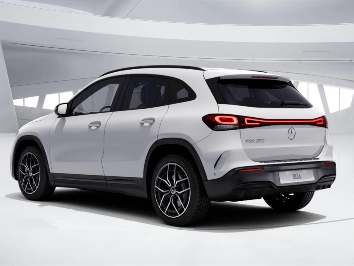 Mercedes-Benz EQA