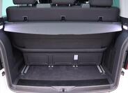 Volkswagen Multivan 10