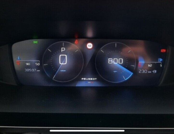 Peugeot 308 SUV 0,0 96 kw