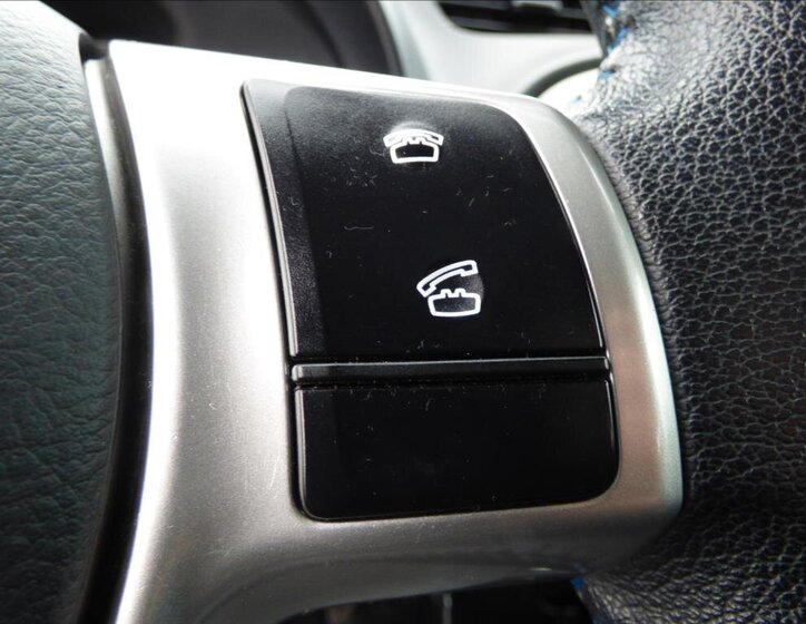 Toyota Yaris Hatchback 1,5 l 55 kw