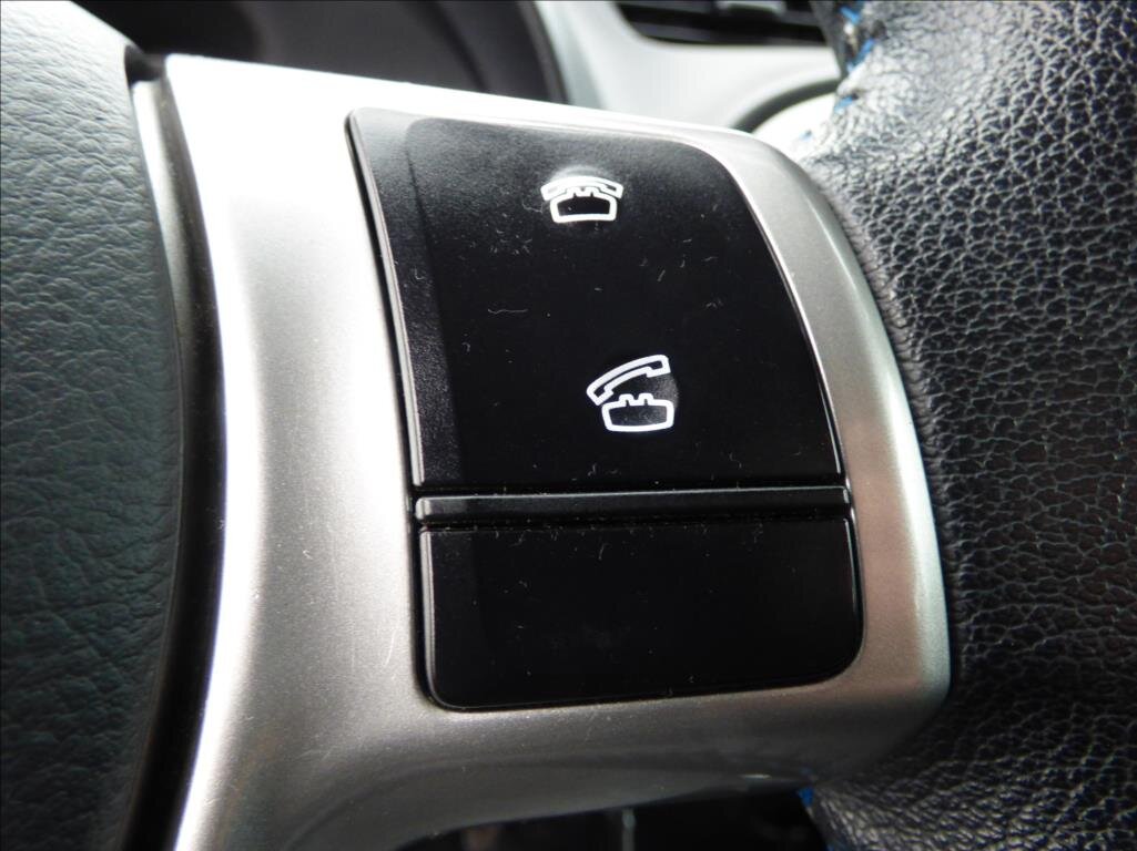 Toyota Yaris Hatchback 1,5 l 55 kw