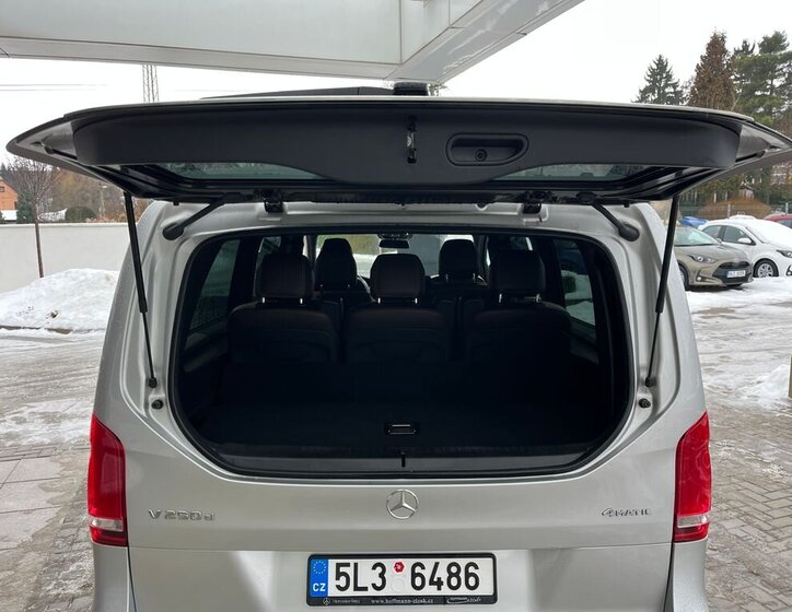 Mercedes-Benz Třídy V 37