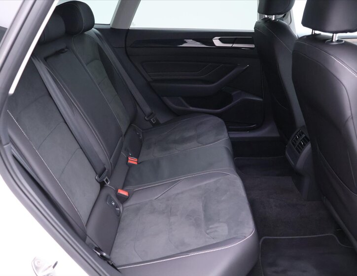 Volkswagen Arteon Kombi 2,0 l 110 kw