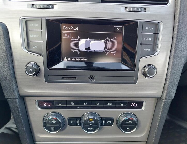 Volkswagen Golf Hatchback 1,2 l 81 kw