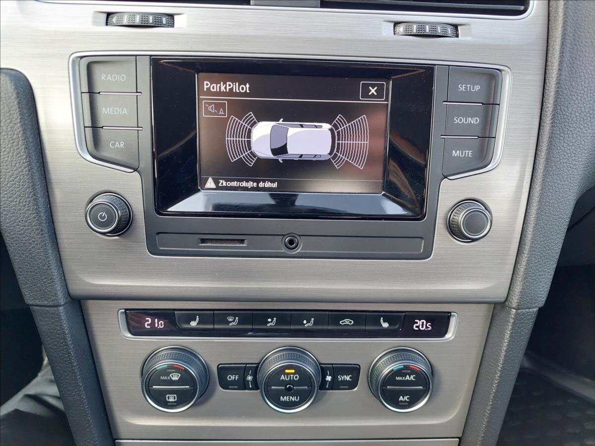 Volkswagen Golf Hatchback 1,2 l 81 kw