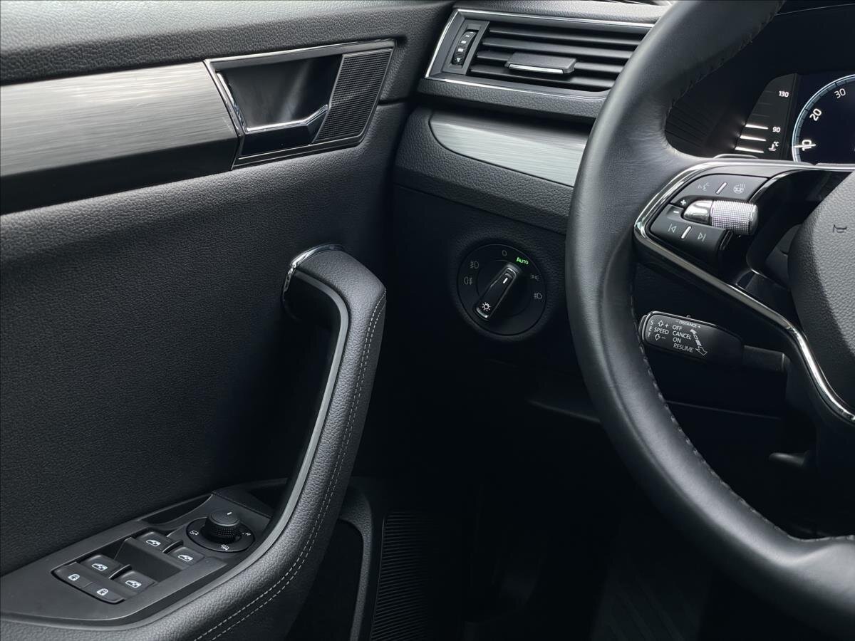 Škoda Superb Kombi 2,0 l 147 kw