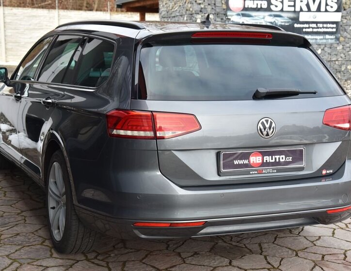 Volkswagen Passat Kombi 2,0 l 110 kw