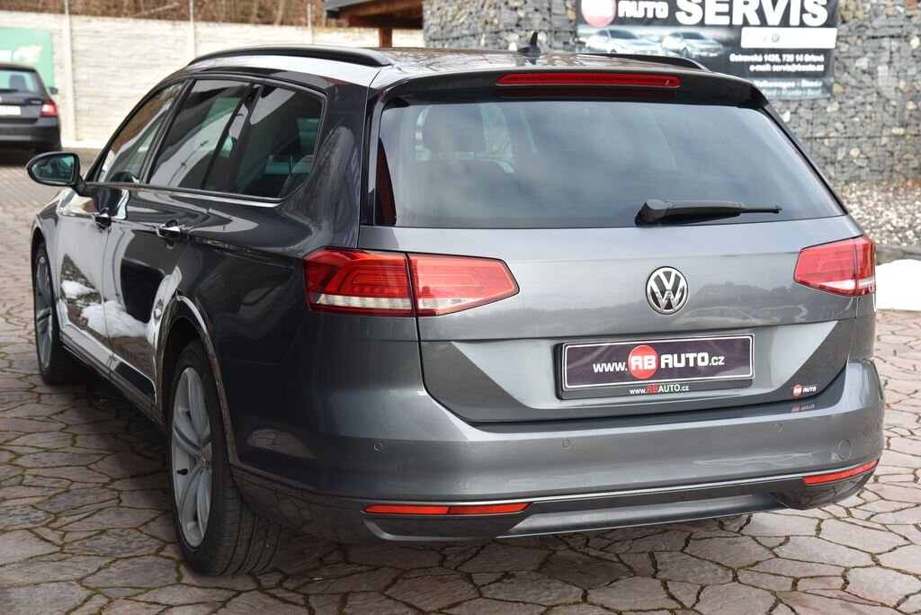 Volkswagen Passat Kombi 2,0 l 110 kw