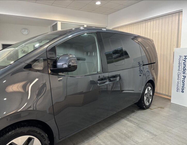 Hyundai Staria VAN-Minibus 1,6 l 117 kw