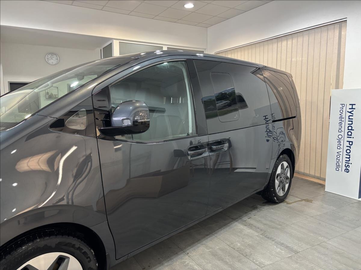Hyundai Staria VAN-Minibus 1,6 l 117 kw