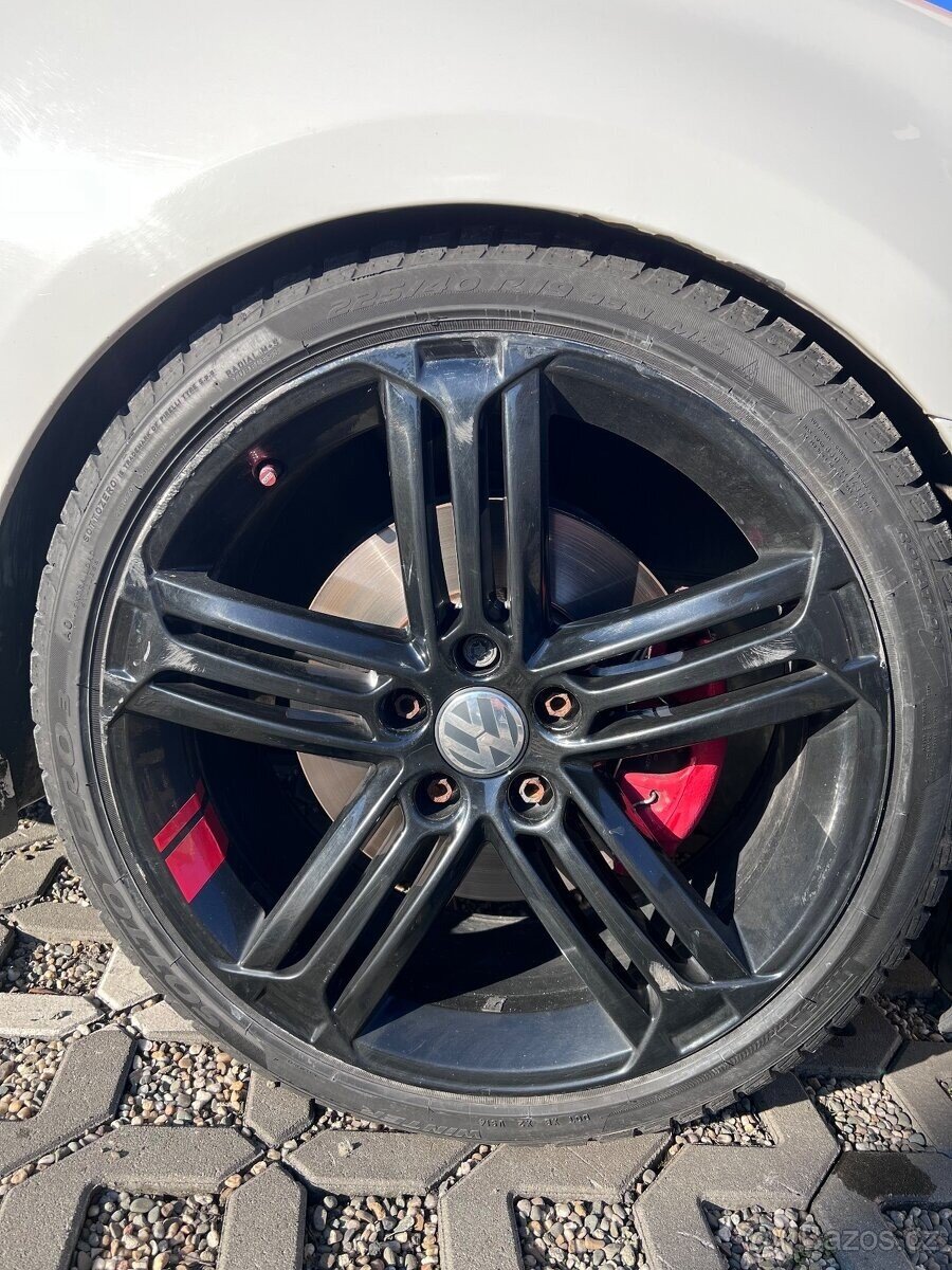 Volkswagen Golf Hatchback 0,0 155 kw