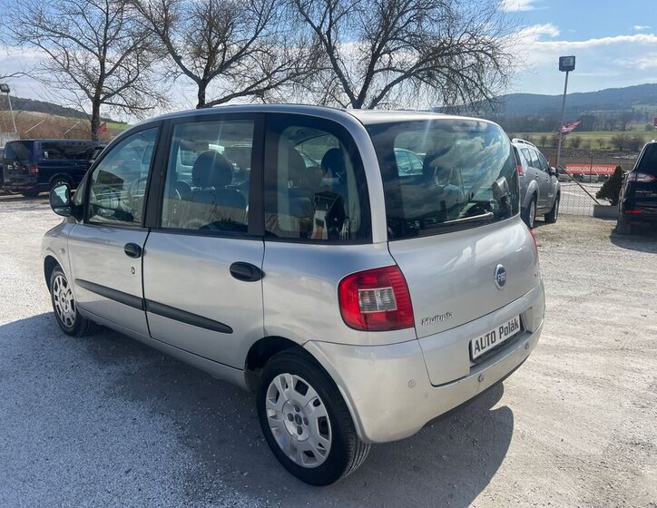 Fiat Multipla Kombi 1,9 l 1910 kw
