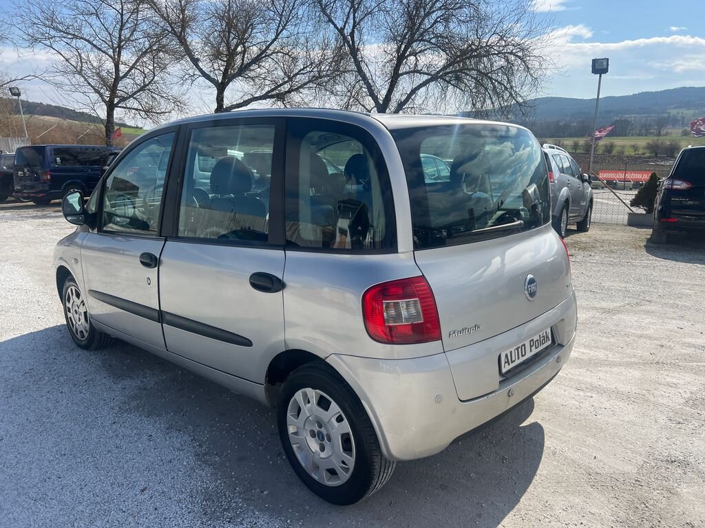 Fiat Multipla Kombi 1,9 l 1910 kw