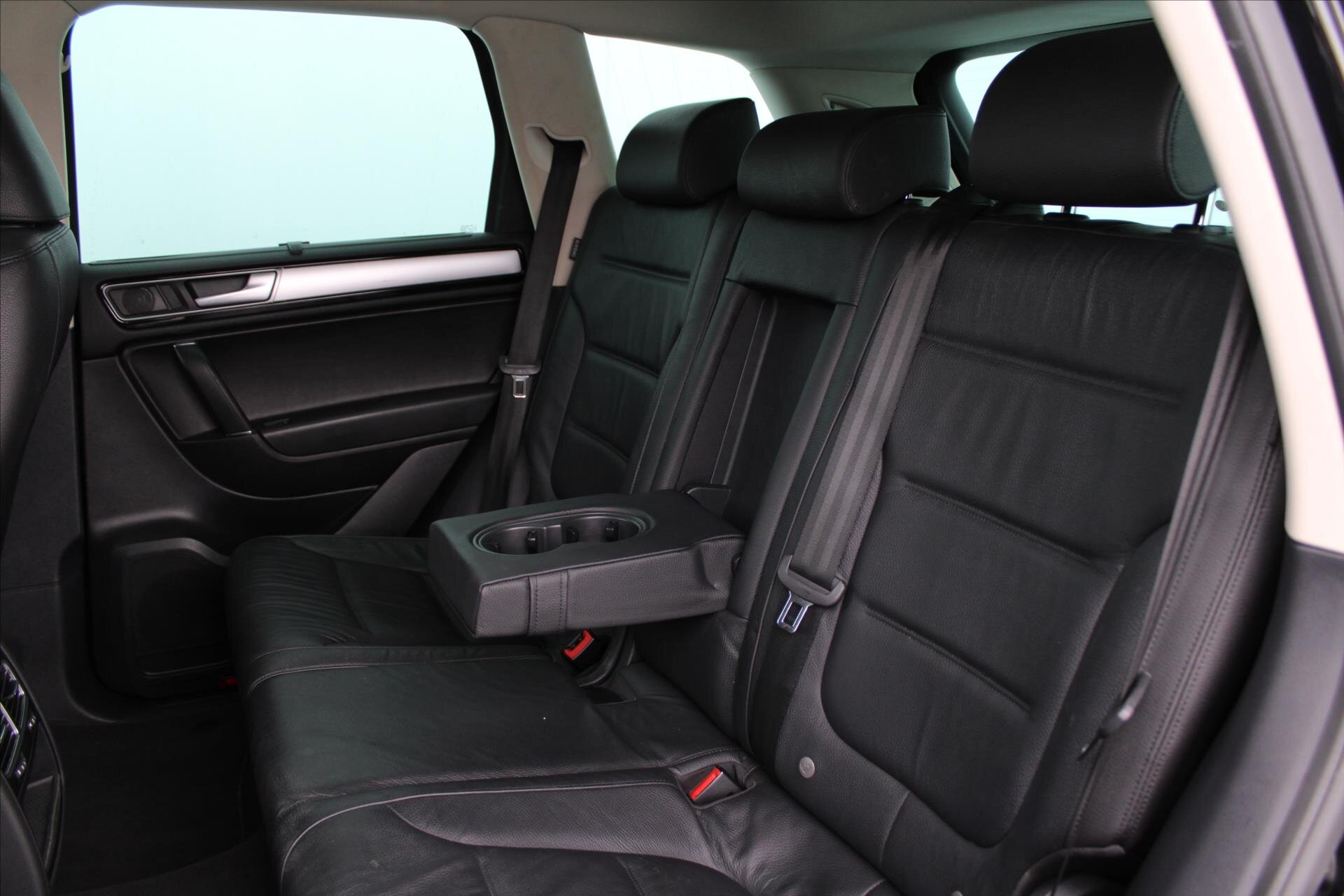 Volkswagen Touareg SUV / Terénní 3,0 l 193 kw