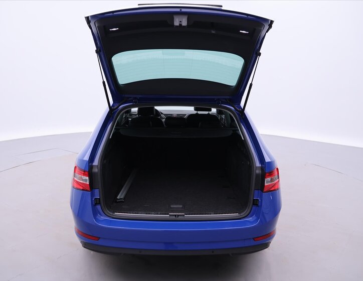 Škoda Superb Kombi 2,0 l 110 kw