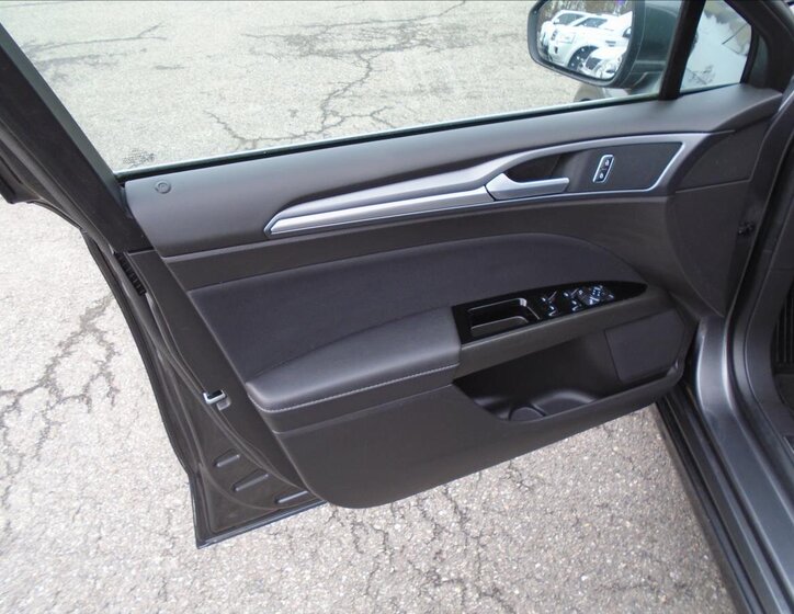 Ford Mondeo Kombi 2,0 l 110 kw