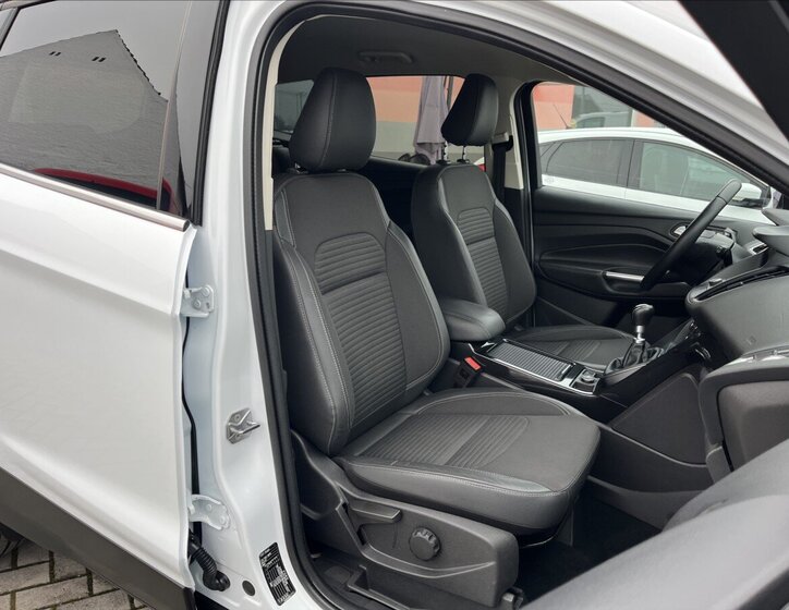 Ford Kuga Kombi 2,0 l 132 kw