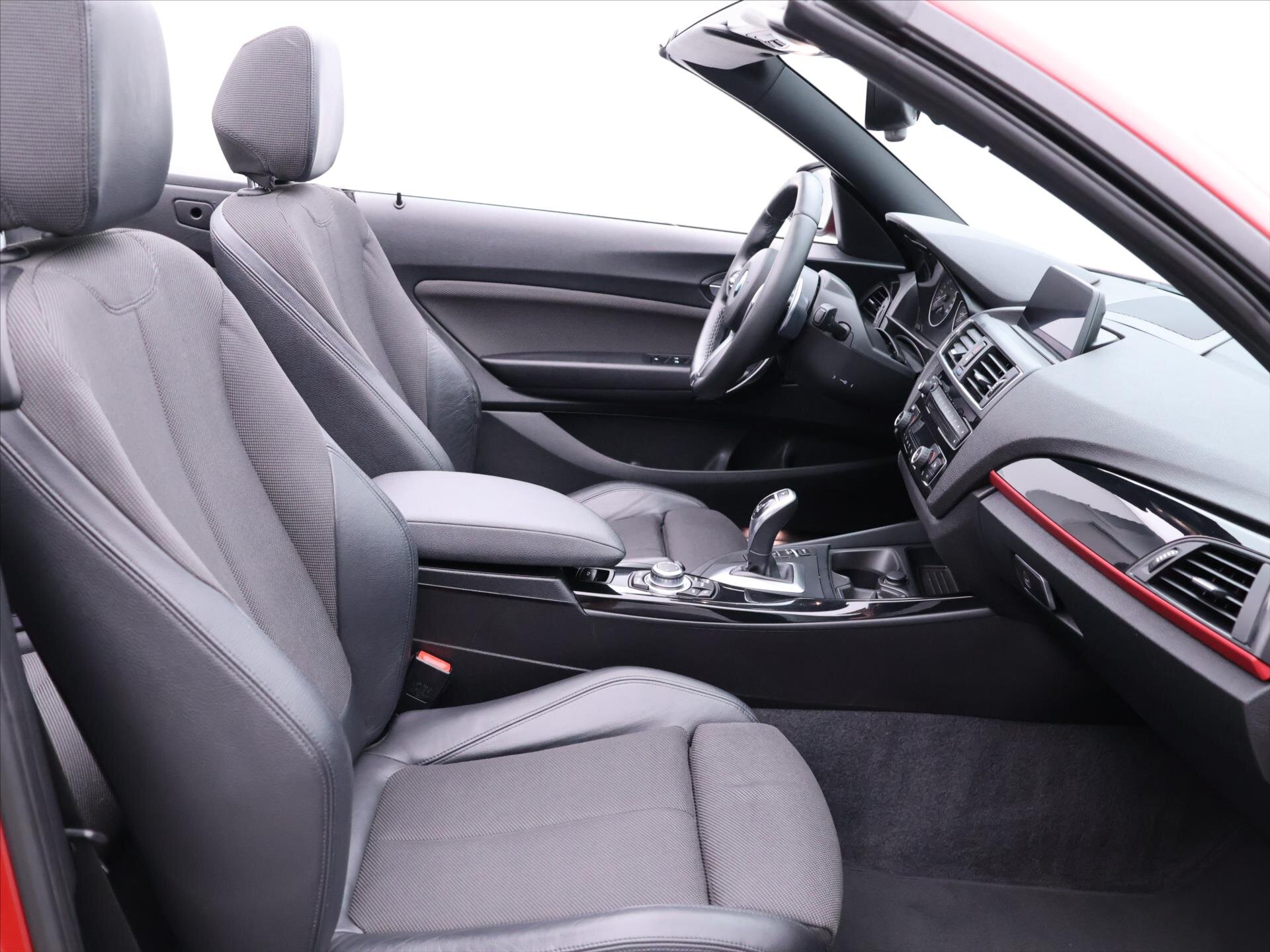 BMW Řada 2 Kabriolet 2,0 l 135 kw