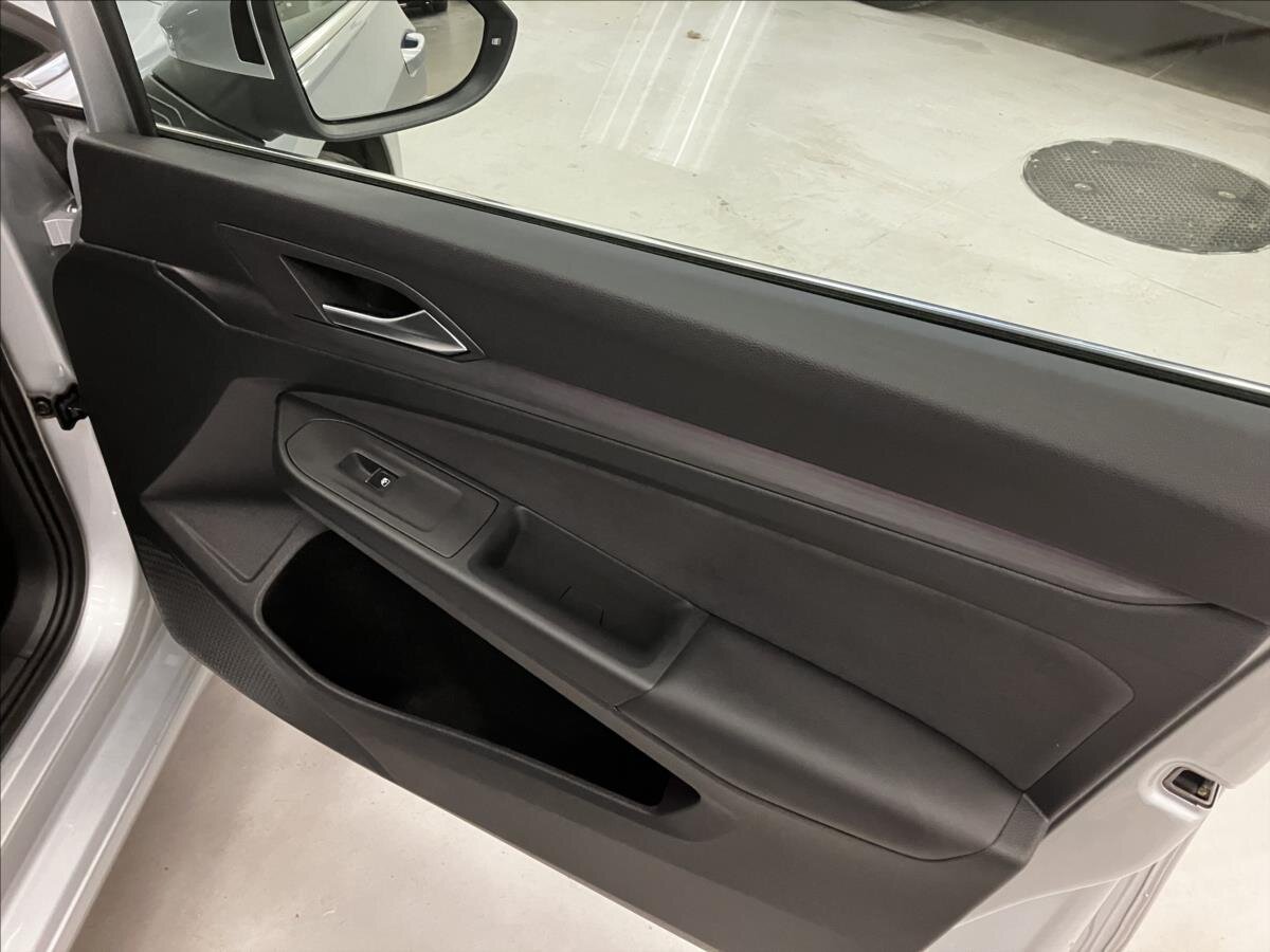 Volkswagen Golf Kombi 1,5 l 110 kw