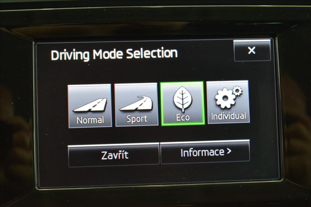 Škoda Octavia Kombi 2,0 l 110 kw