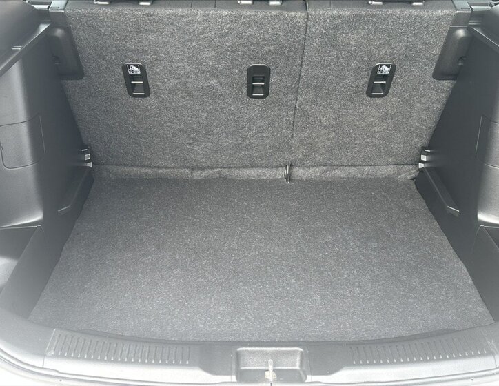 Suzuki S-Cross Hatchback 998,0 82 kw