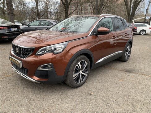 Peugeot 3008 SUV / Terénní 1,2 l 96 kw