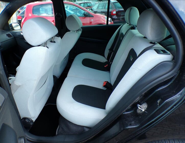 Škoda Fabia Hatchback 1,9 l 96 kw