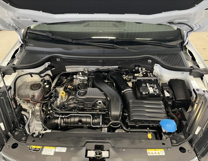 Škoda Karoq SUV 1,5 l 110 kw