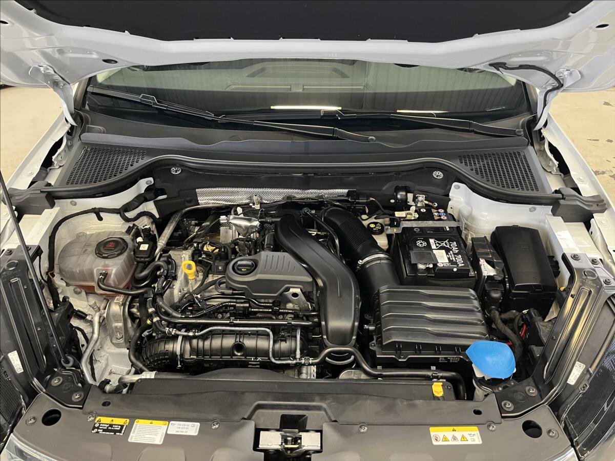 Škoda Karoq SUV 1,5 l 110 kw