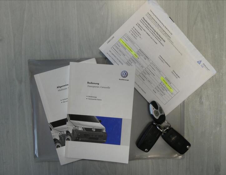 Volkswagen Caravelle 43