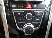 Hyundai i30 Kombi 1,6 l 88 kw
