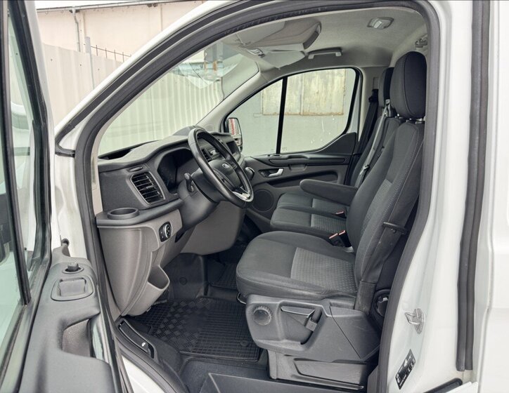 Ford Transit Custom 28