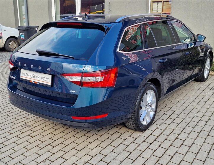 Škoda Superb Kombi 2,0 l 147 kw