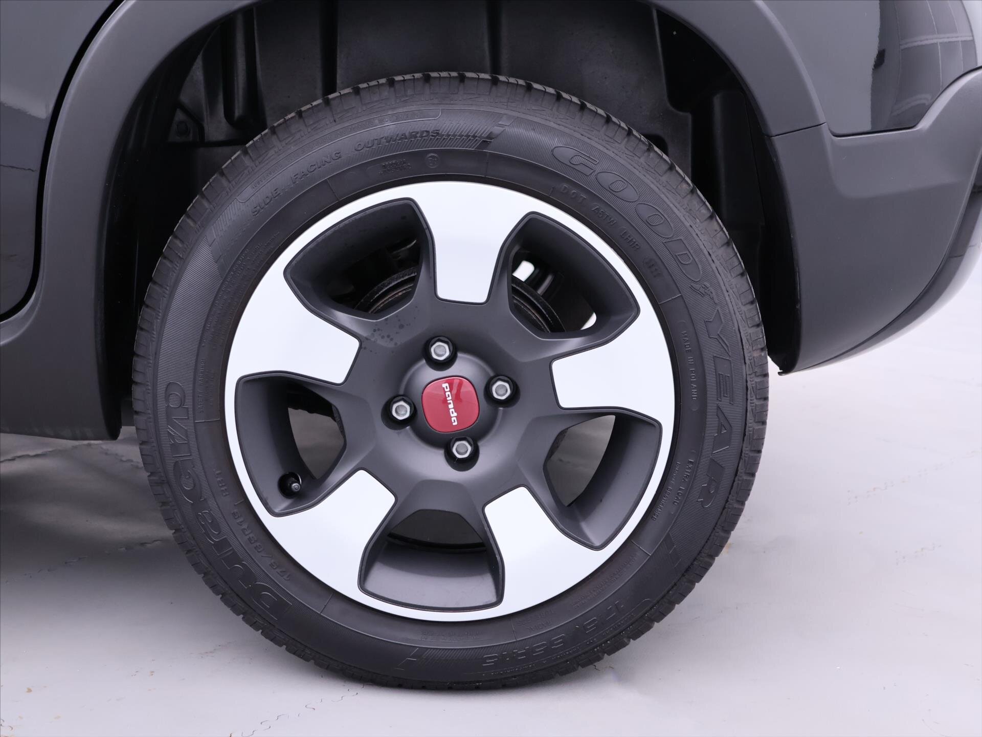 Fiat Panda Hatchback 999,0 51 kw