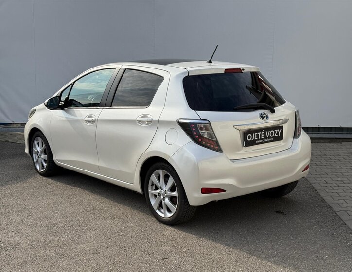 Toyota Yaris Hatchback 1,5 l 55 kw