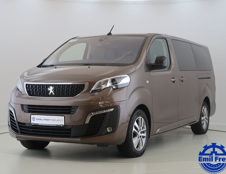 Peugeot Traveller 1